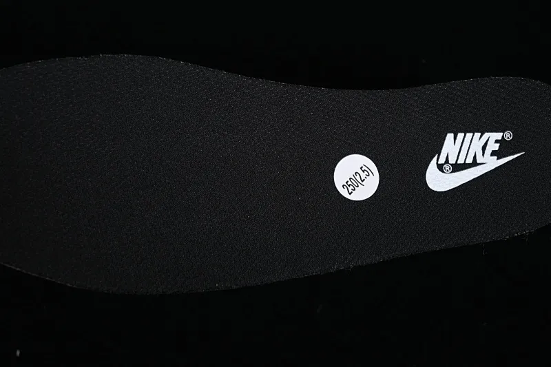 All Categories Nk SB Dunk Series Nk SB Dunk Low Low-top sneakers Nk Dunk Low Panda Prank Romantic Qiqiao Ocean after the rain SB strap low-top casual sneakers FD1232-001